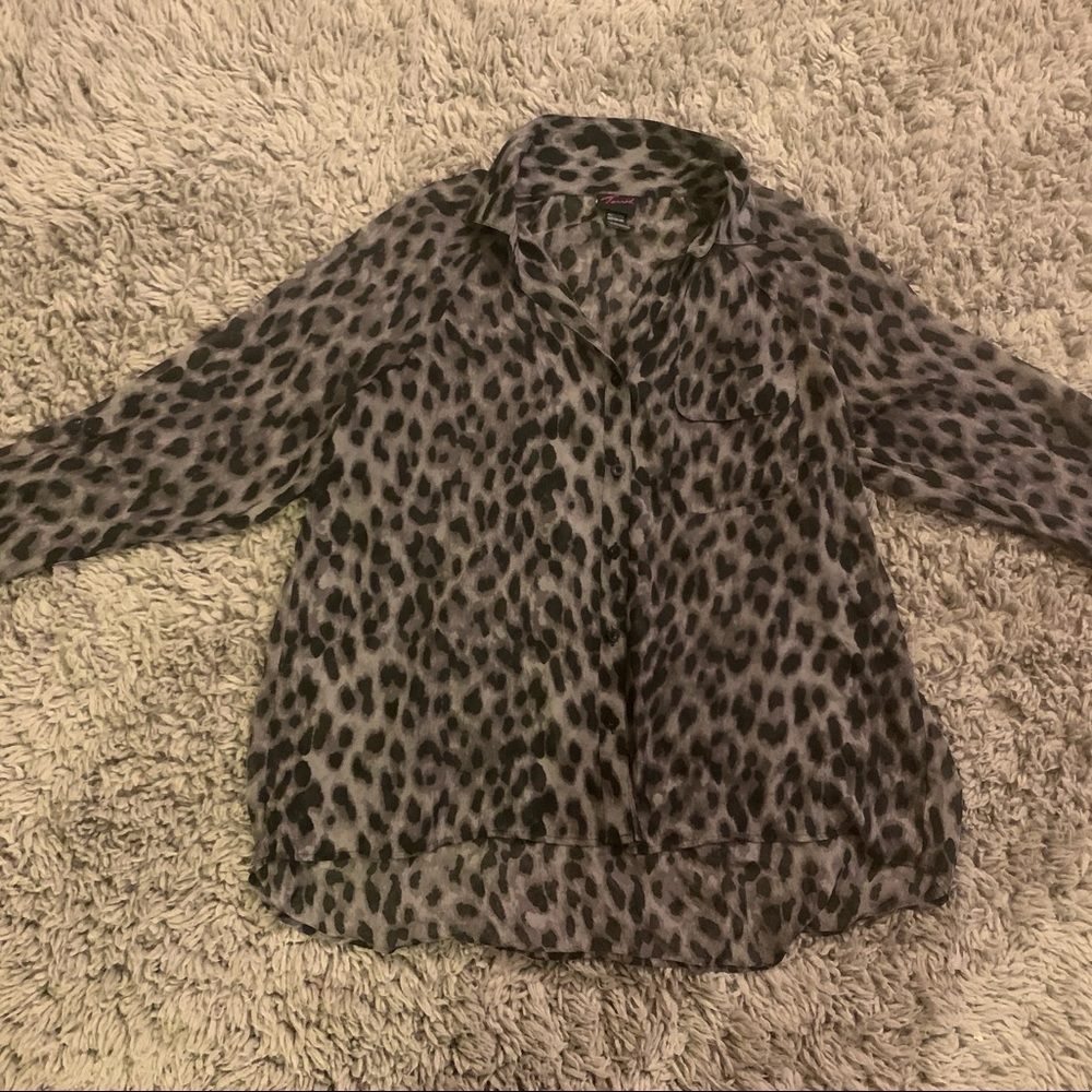 Torrid leopard blouse size 0